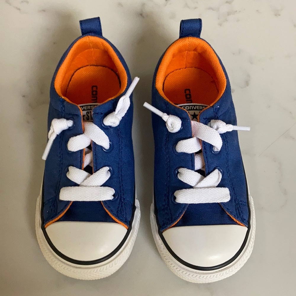 Converse Chuck Taylor Allstar slip on shoes